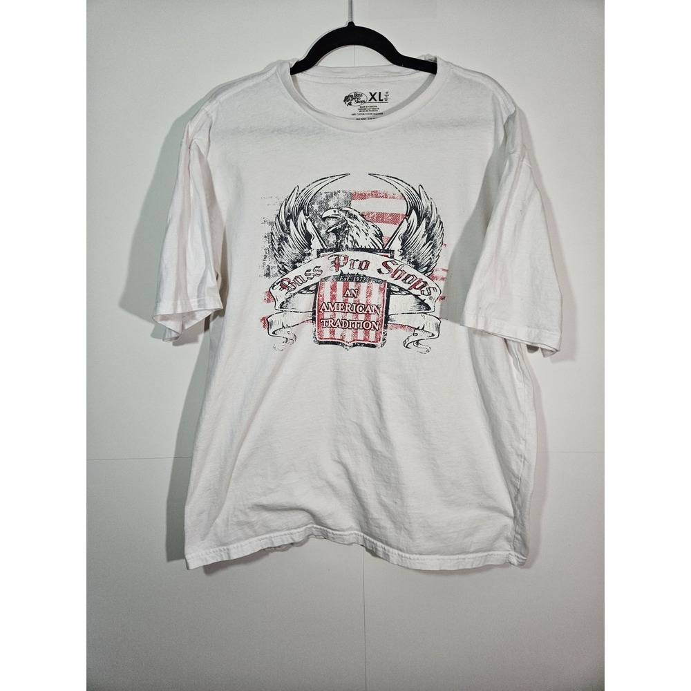 Bass Pro Shops T-Shirt Men's XL White Graphic Tee An American Tradition